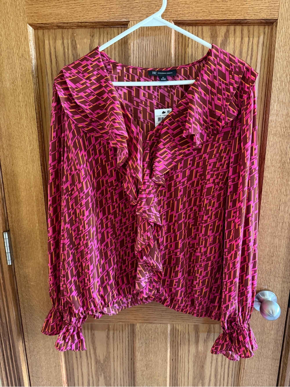 INC NWT XL International Concepts Magenta & Coral Geometric Ruffle Blouse